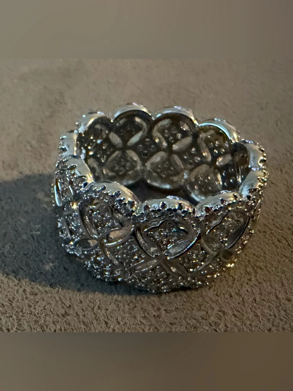 Women's Silver-Tone Pavé Crystal Scalloped Band Ring - Size 11